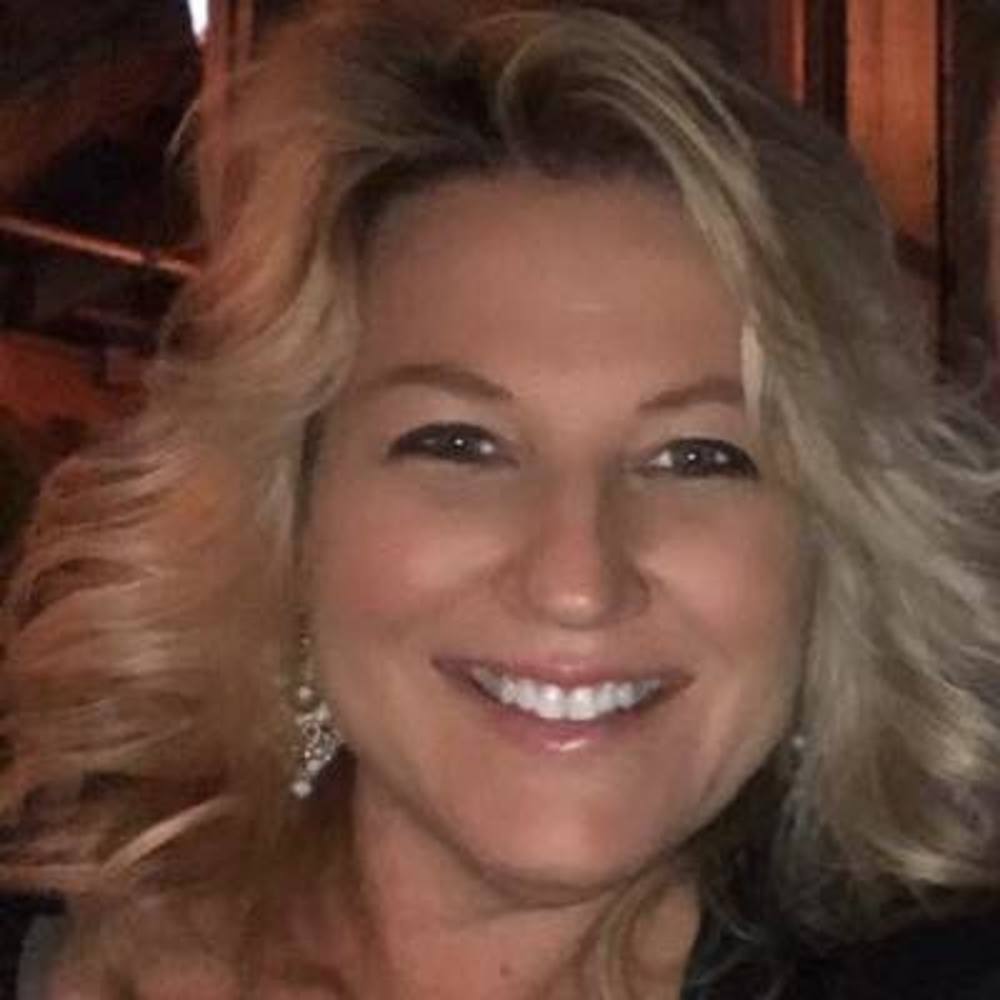 Meet your Posher, Corinne